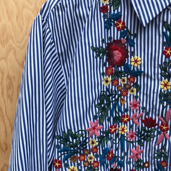 Zara floral blouse - Picture 3 of 5